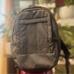 Caselogic laptop bag/ backpack